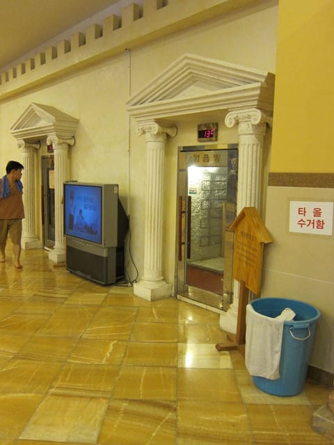 110214 ♥ 韓國 Day3 浪漫滑雪．水世界．汗蒸幕