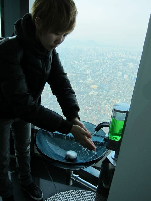 110213 ♥ 韓國 Day2 韓屋村.N首爾塔.南山公園 - 第33張圖 110213 ♥ 韓國 Day2 韓屋村.N首爾塔.南山公園