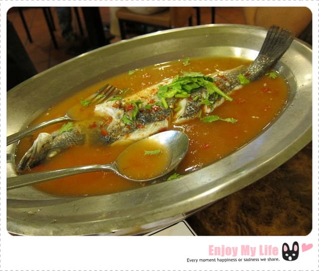 110726 ♥ 愛吃鬼貪吃筆記‧湄南小鎮吃好飽啊！