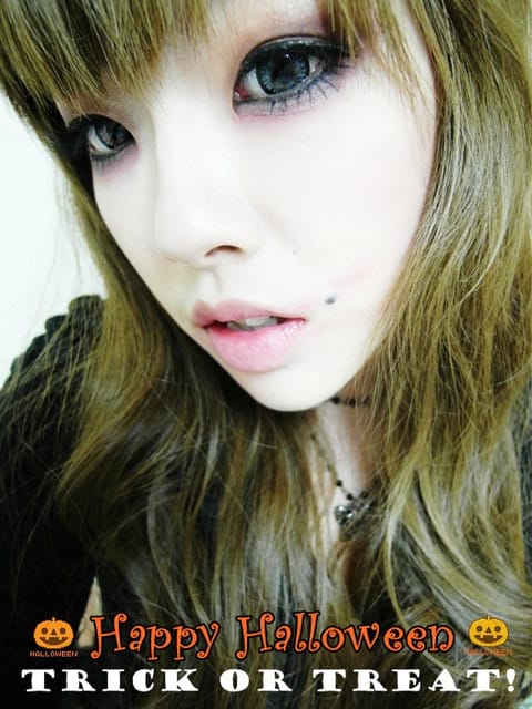 111028 ♥ 夜幕低垂‧變身吸血鬼公主‧Trick or Treat！