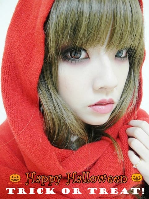 111028 ♥ 夜幕低垂‧變身吸血鬼公主‧Trick or Treat！