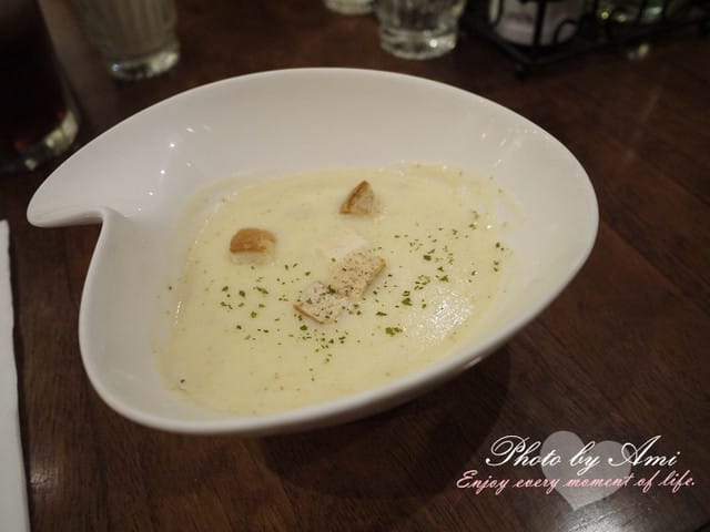 111116 ♥ 冬天是甜點的季節‧下午茶約會雜記豪華登場 - 第17張圖 111116 ♥ 冬天是甜點的季節‧下午茶約會雜記豪華登場