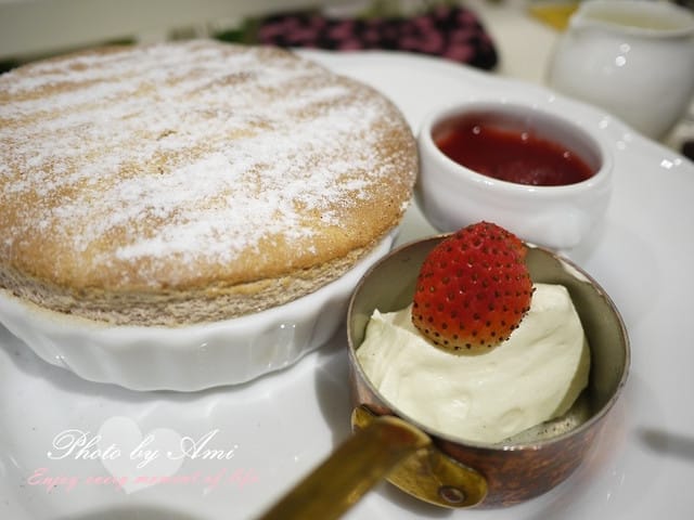 111116 ♥ 冬天是甜點的季節‧下午茶約會雜記豪華登場 - 第71張圖 111116 ♥ 冬天是甜點的季節‧下午茶約會雜記豪華登場
