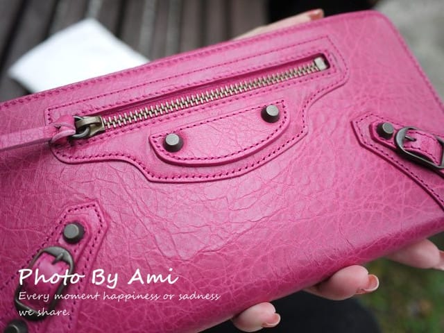 111228 ♥ Sweet Xmas‧幸福滿溢Marc By Marc JacobsXBalenciaga精品開箱 ~♫