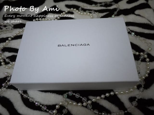 111228 ♥ Sweet Xmas‧幸福滿溢Marc By Marc JacobsXBalenciaga精品開箱 ~♫