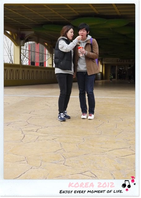 120317 ♥ 直擊！Korea型人街拍特輯‧韓妞超愛穿搭的五款單品總整理！