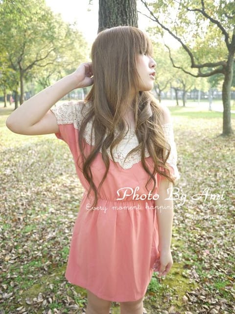 120326 ♥ 掌握春日流行關鍵字‧丹寧雪紡蕾絲露肩全入手 ♫ SWEET GIRL系穿搭分享