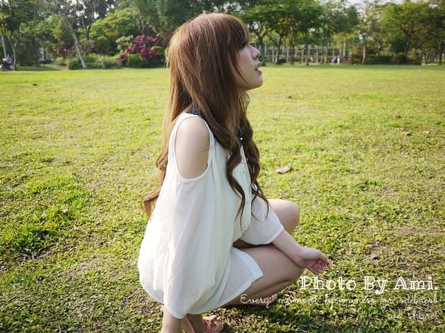 120420 ♥ 我想我是中毒了‧超愛小露香肩之15款穿搭分享 - 第18張圖 120420 ♥ 我想我是中毒了‧超愛小露香肩之15款穿搭分享