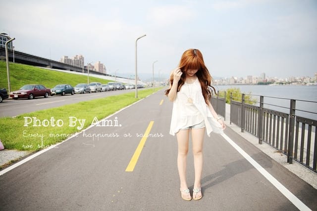 120516 ♥ 純淨夏日‧純白好感系女孩穿搭分享 ♫