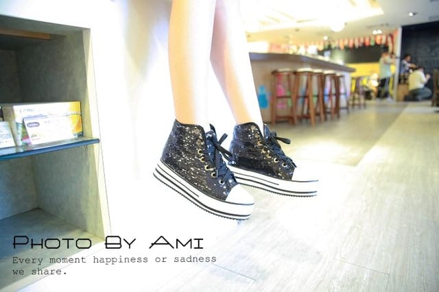 120628 ♥ 新入荷！夏季穿搭之六雙新鞋三款新包綜合分享 ~♫