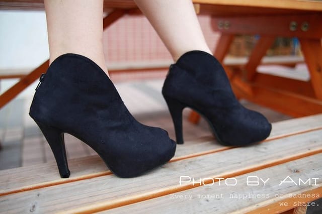 120628 ♥ 新入荷！夏季穿搭之六雙新鞋三款新包綜合分享 ~♫