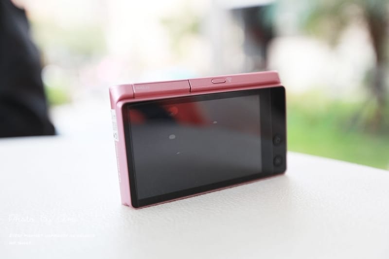 121013 ♥ 翻轉自拍新夥伴‧三星Smart Camera MV900F ♫