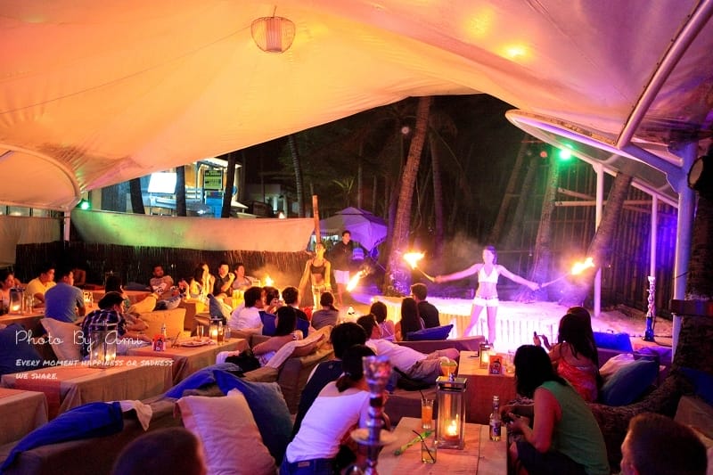 121120 ♥ 天堂般的Boracay‧長灘島Day2 ♫ 一定要夜夜笙歌一下的啊！