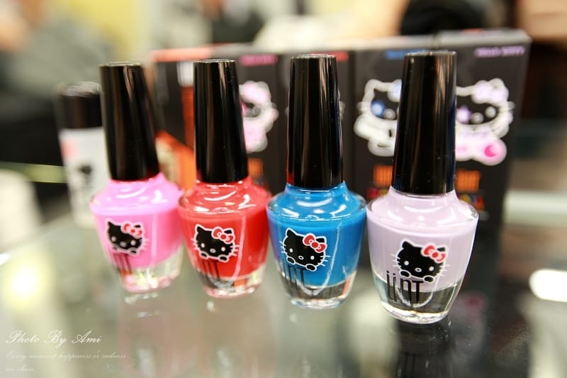 121213 ♥ UNTxHello Kitty!最新頭號粉絲系列指彩試色分享 ♫ - 第4張圖 121213 ♥ UNTxHello Kitty!最新頭號粉絲系列指彩試色分享 ♫