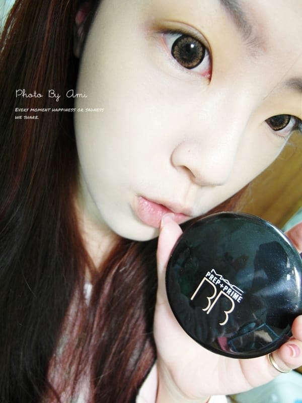121219 ♥ 聖誕約會底妝最佳選擇‧我的新歡M.A.C. BB輕粉霜 ♫ 文末抽抽獎 - 第17張圖 121219 ♥ 聖誕約會底妝最佳選擇‧我的新歡M.A.C. BB輕粉霜 ♫ 文末抽抽獎