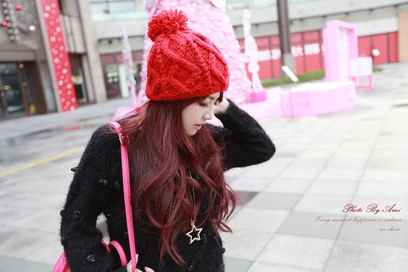 121221 ♥ 聖誕跨年都要一直甜美下去‧穿上軟綿綿毛毛單品我們去約會吧 ♫
