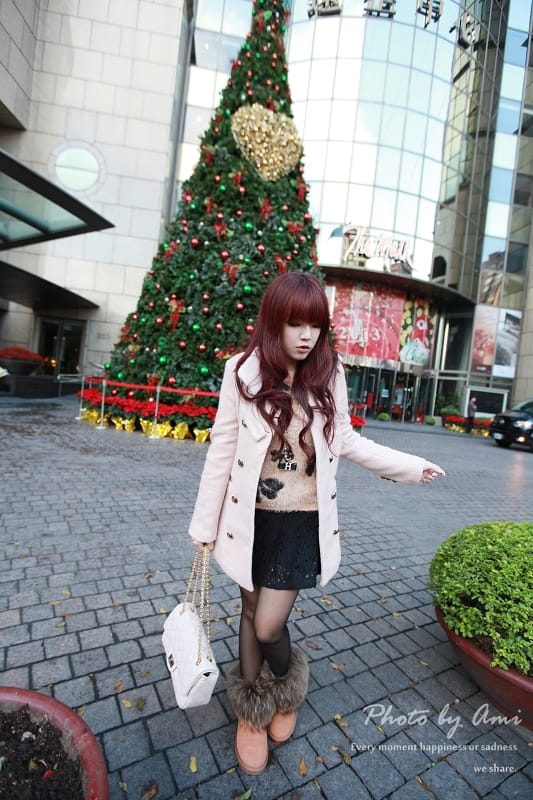 121222 ♥ 雪靴控又上身了‧好愛的三雙雪靴x三咖新包穿搭分享! - 第51張圖 121222 ♥ 雪靴控又上身了‧好愛的三雙雪靴x三咖新包穿搭分享!