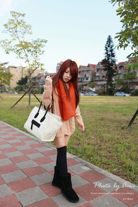 121222 ♥ 雪靴控又上身了‧好愛的三雙雪靴x三咖新包穿搭分享! - 第18張圖 121222 ♥ 雪靴控又上身了‧好愛的三雙雪靴x三咖新包穿搭分享!