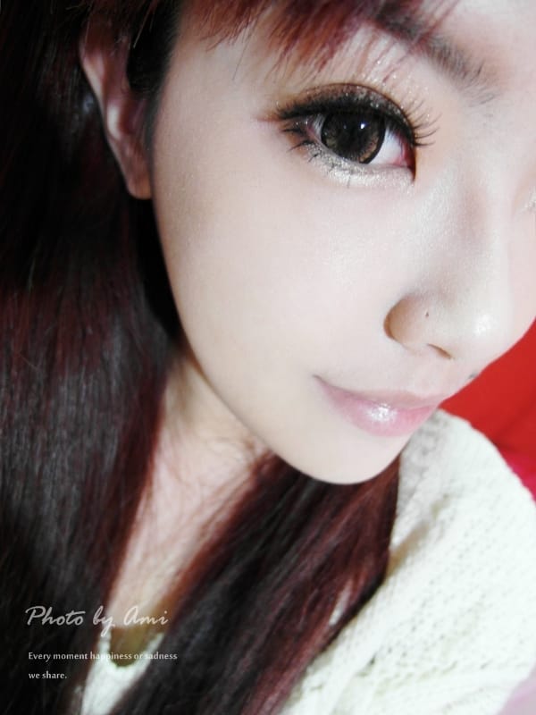121230 ♥ 歡慶年末‧來點不一樣的深邃感妝容吧~♫
