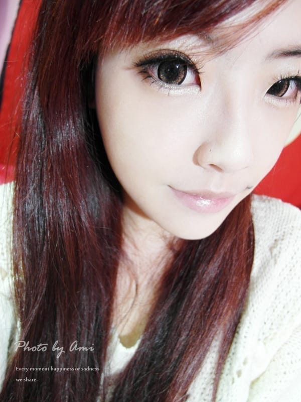 121230 ♥ 歡慶年末‧來點不一樣的深邃感妝容吧~♫
