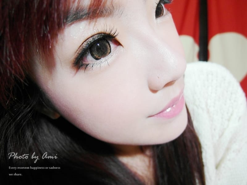 121230 ♥ 歡慶年末‧來點不一樣的深邃感妝容吧~♫