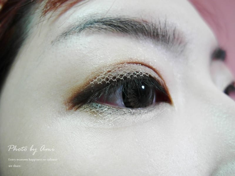 121230 ♥ 歡慶年末‧來點不一樣的深邃感妝容吧~♫