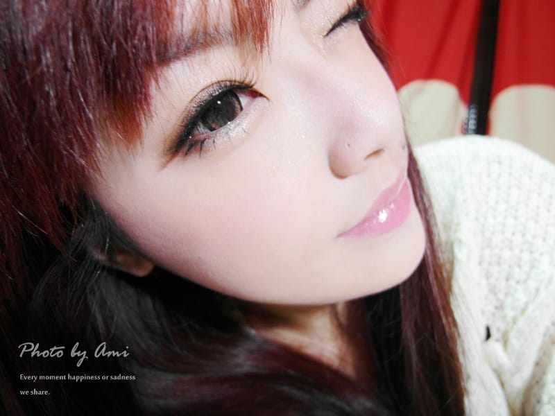 121230 ♥ 歡慶年末‧來點不一樣的深邃感妝容吧~♫