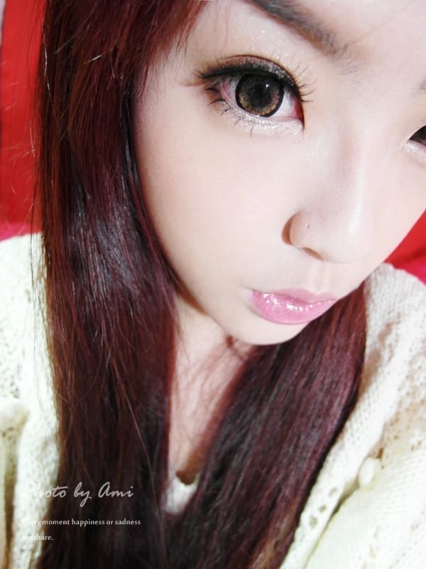 121230 ♥ 歡慶年末‧來點不一樣的深邃感妝容吧~♫