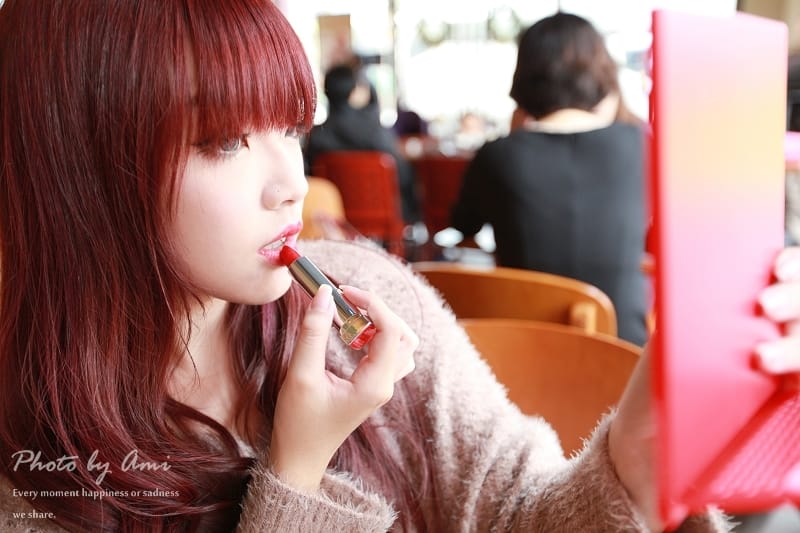 121231 ♥ 閃耀紅瓷光輕誘惑。媚比琳極綻色漾采唇膏三色分享 ♫ - 第22張圖 121231 ♥ 閃耀紅瓷光輕誘惑。媚比琳極綻色漾采唇膏三色分享 ♫