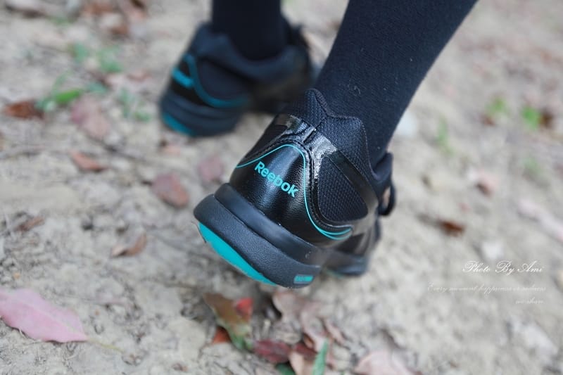 130227 ♥ 拒絕年節發胖。一起穿上REEBOK形塑鞋”走”出一雙美腿吧！