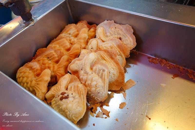 130405 ♥ 七天六夜首爾自由行Day2。新村食堂→逛逛梨大 ♫