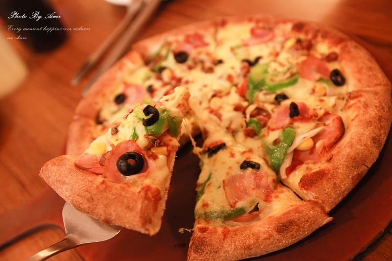 130608 ♥ 七天六夜首爾自由行Day3。廣藏市場→梨大MR.PIZZA→弘大 ♫