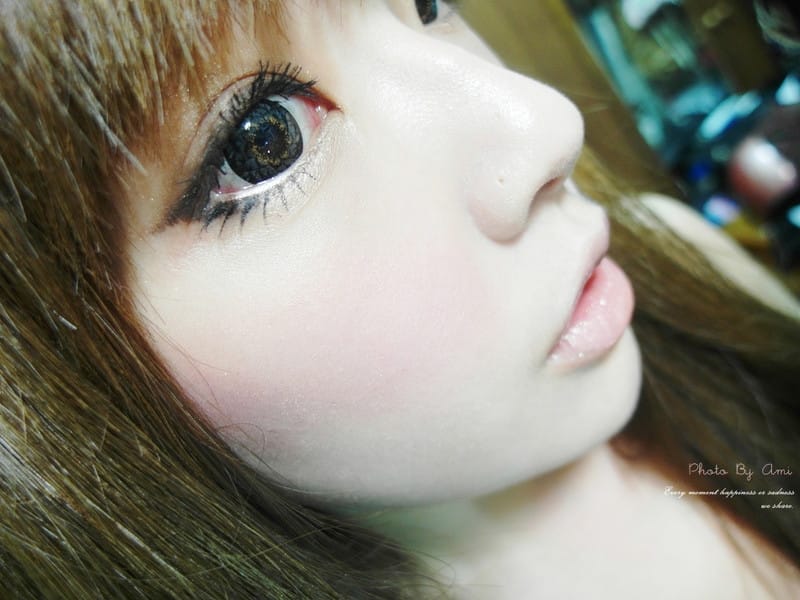 130613 ♥ 伊麗莎白雅頓完美紐約彩妝系列。打造天生美肌般的低調質感妝容 ♫