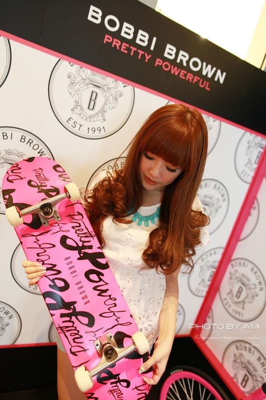 130725 ♥ 尋找你的Pretty Powerful美麗決勝點。BOBBI BROWN訂製妝容 ♫