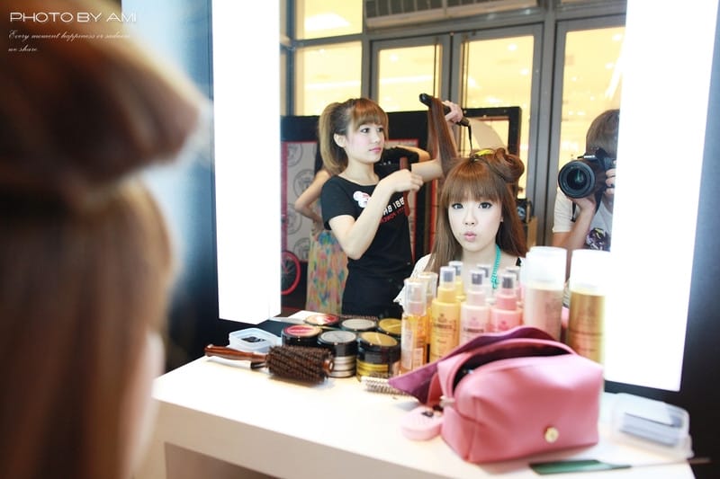 130725 ♥ 尋找你的Pretty Powerful美麗決勝點。BOBBI BROWN訂製妝容 ♫