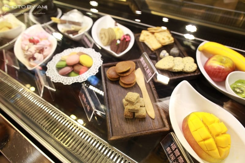 130801 ♥ 姊妹情侶約會新發現。甜蜜蜜IOU Café ♫ - 第17張圖 130801 ♥ 姊妹情侶約會新發現。甜蜜蜜IOU Café ♫