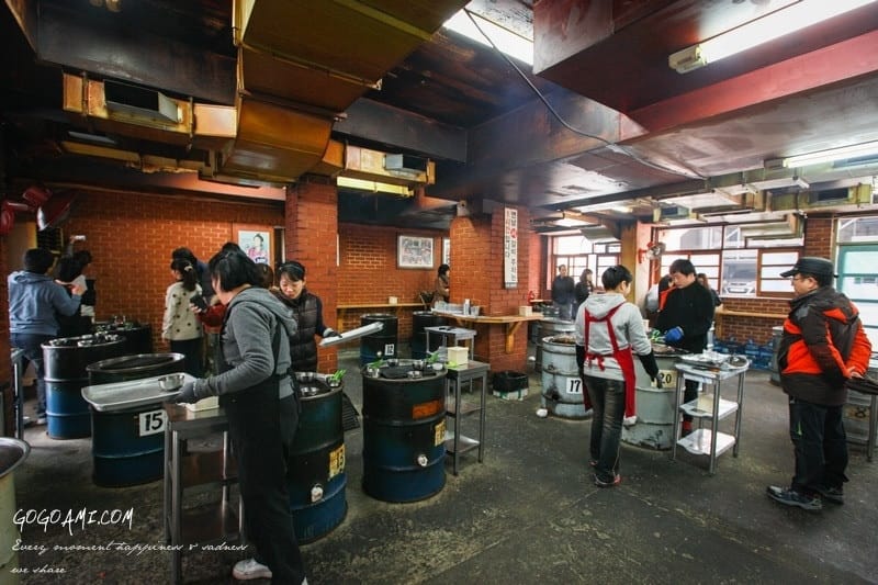 140204 ♥ 七天六夜首爾自由行Day5。新村站著吃烤肉→明洞全州中央會館→南山N首爾塔 ♫ - 第4張圖 IMG_0781