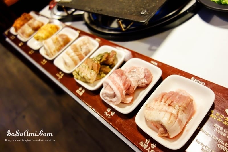 140701 ♥ 七天六夜首爾自由行Day7。八種口味一次享用 新村八色烤肉팔색삼겹살 ♫ - 第25張圖 DSC00639
