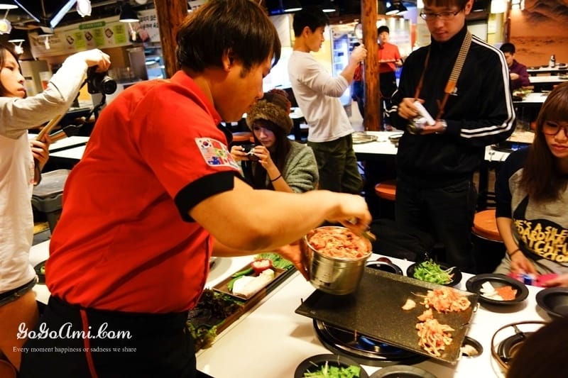 140701 ♥ 七天六夜首爾自由行Day7。八種口味一次享用 新村八色烤肉팔색삼겹살 ♫ - 第17張圖 DSC00628
