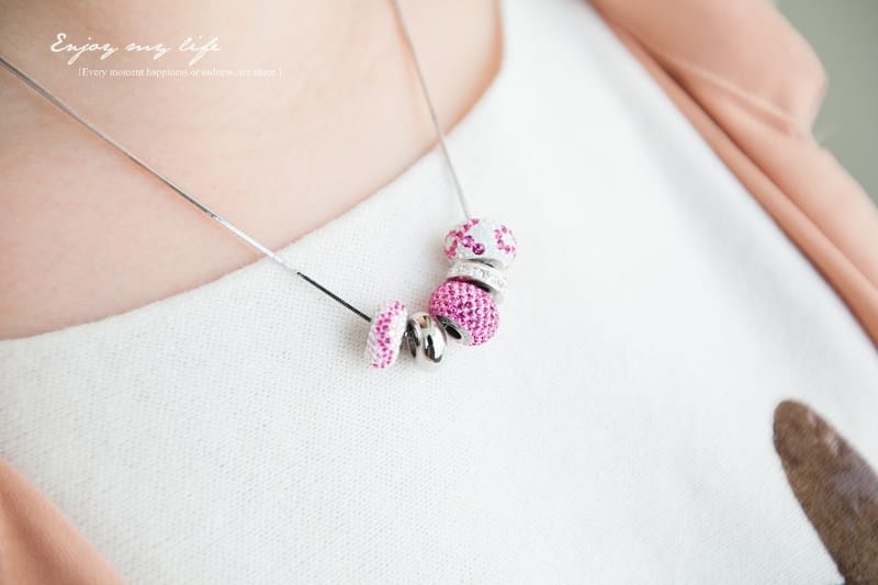141111 ♥ 施華洛世奇元素水晶串飾。超美的粉紅絲帶限定版華麗寶石燒翻我啦 ♫ - 第8張圖 IMG_6608