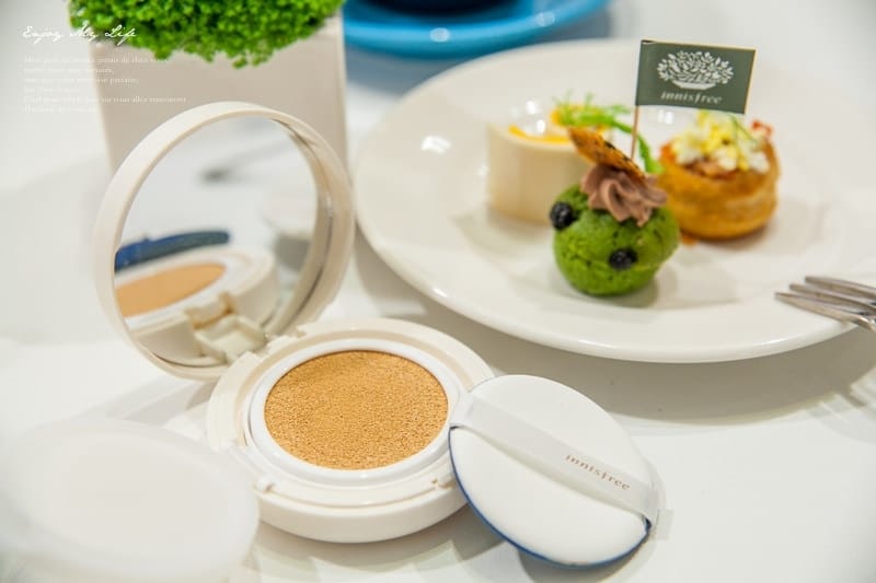 150416 ♥ 讓韓國彩妝天后PONY也大推薦的完美妝效。這個盛夏交給innisfree 舒芙蕾氣墊粉餅來完成韓系素顏感美肌吧 ♫ - 第15張圖 IMG_7723