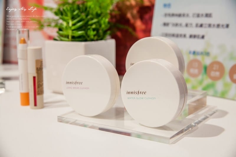 150416 ♥ 讓韓國彩妝天后PONY也大推薦的完美妝效。這個盛夏交給innisfree 舒芙蕾氣墊粉餅來完成韓系素顏感美肌吧 ♫ - 第5張圖 IMG_7557