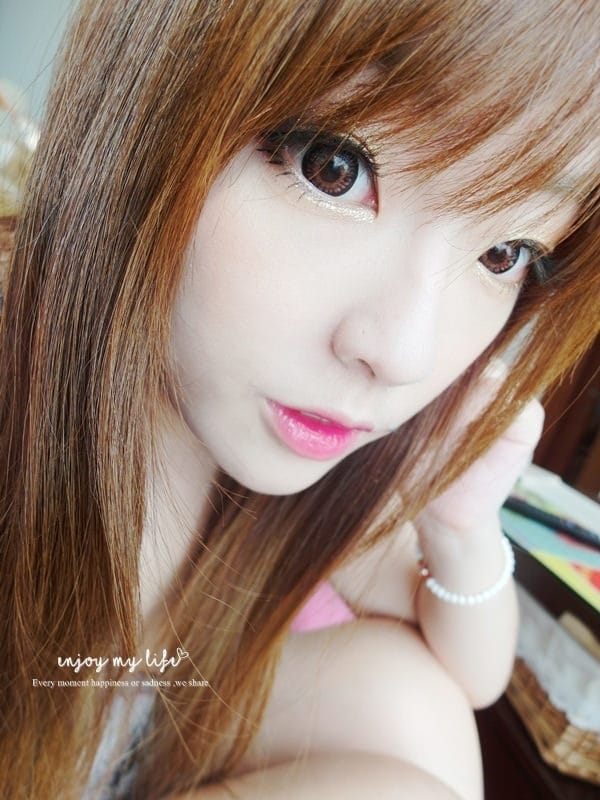 150618 ♥ 12H完美遮瑕。好清爽好沁涼的LANEIGE蘭芝 BB舒芙蕾水凝霜毛孔隱形升級版+舒芙蕾淨白遮瑕筆 ♫ - 第3張圖 SAM_9791