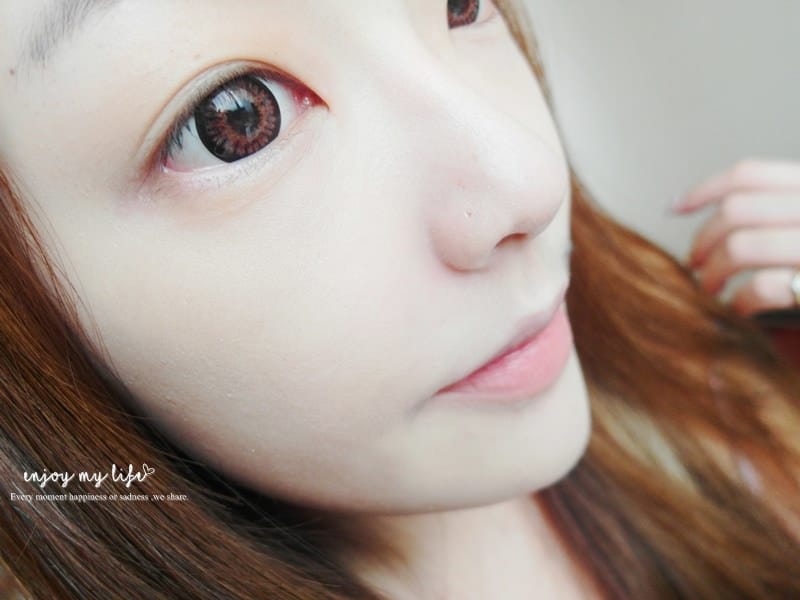 150618 ♥ 12H完美遮瑕。好清爽好沁涼的LANEIGE蘭芝 BB舒芙蕾水凝霜毛孔隱形升級版+舒芙蕾淨白遮瑕筆 ♫ - 第30張圖 SAM_9763