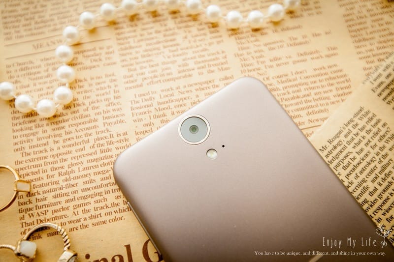 150909 ♥ 5.5吋大螢幕X極致輕薄時尚魅力。HTC One E9 dual sim ♫ - 第12張圖 IMG_5223