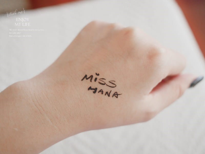 彩妝 ♥ 防水抗暈超俐落。Miss Hana特務眼線液 ♫ - 第15張圖 P1010173