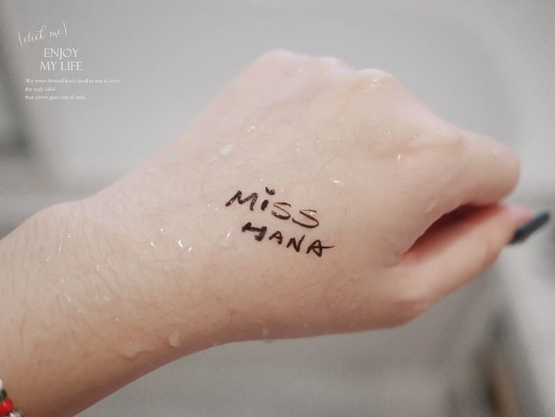 彩妝 ♥ 防水抗暈超俐落。Miss Hana特務眼線液 ♫ - 第17張圖 P1010175