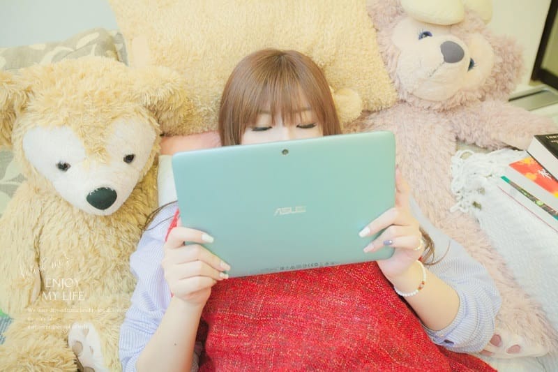 3C ♥ 我的工作、休閒生活都有它相伴。超適合女孩的美型湖水藍輕薄變形筆電 ASUS Transformer Book T100HA ♫ - 第37張圖 IMG_9400