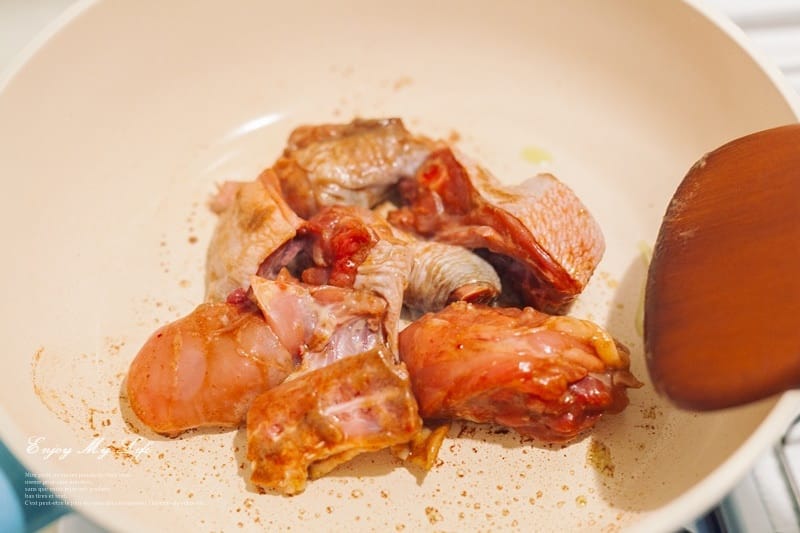 生活 ♥ 忙碌生活的料理救星來啦!味之素 香味醬讓我也能輕鬆簡單享美味 ♫ - 第21張圖 IMG_9330