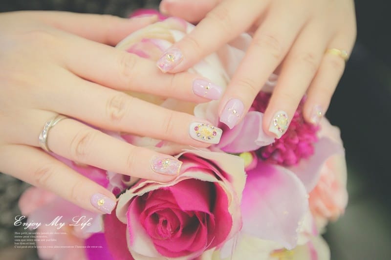 美甲 ♥ 夏季的低調華麗美甲。讓人目不轉睛的超美仿天然石紋 ♫ - 第29張圖 IMG_1123
